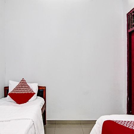 Oyo 92330 Hotel Rindu Sempadan Near Taman Wisata Rindu Sempadan بيكانبارو المظهر الخارجي الصورة