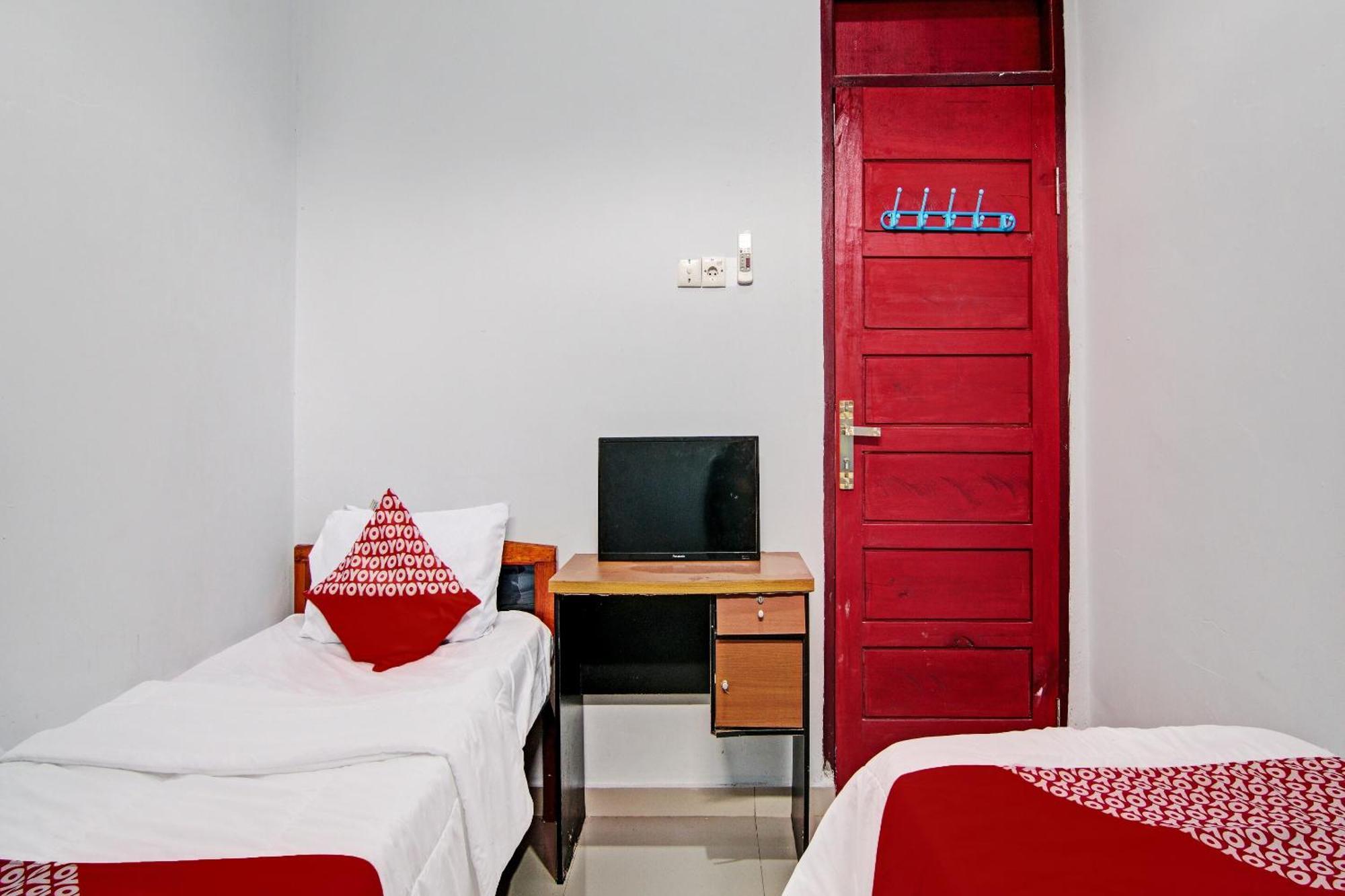 Oyo 92330 Hotel Rindu Sempadan Near Taman Wisata Rindu Sempadan بيكانبارو المظهر الخارجي الصورة